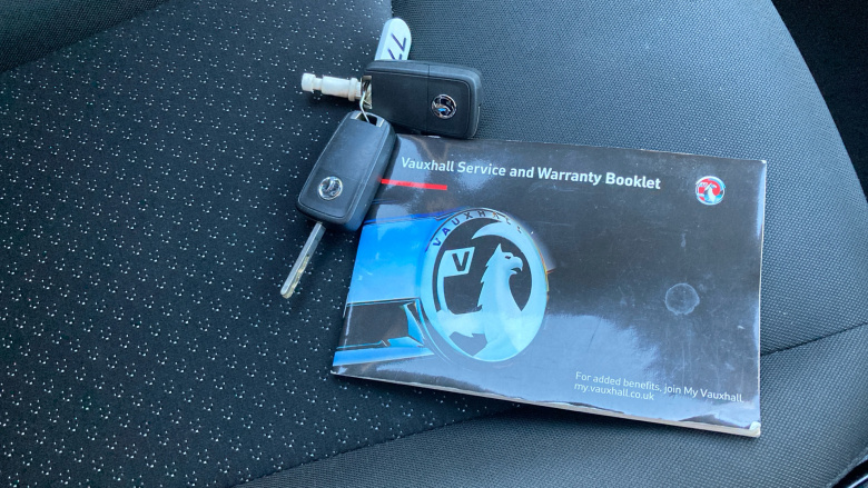 Vauxhall Viva 1.0 SE 5dr [A/C] Petrol Hatchback